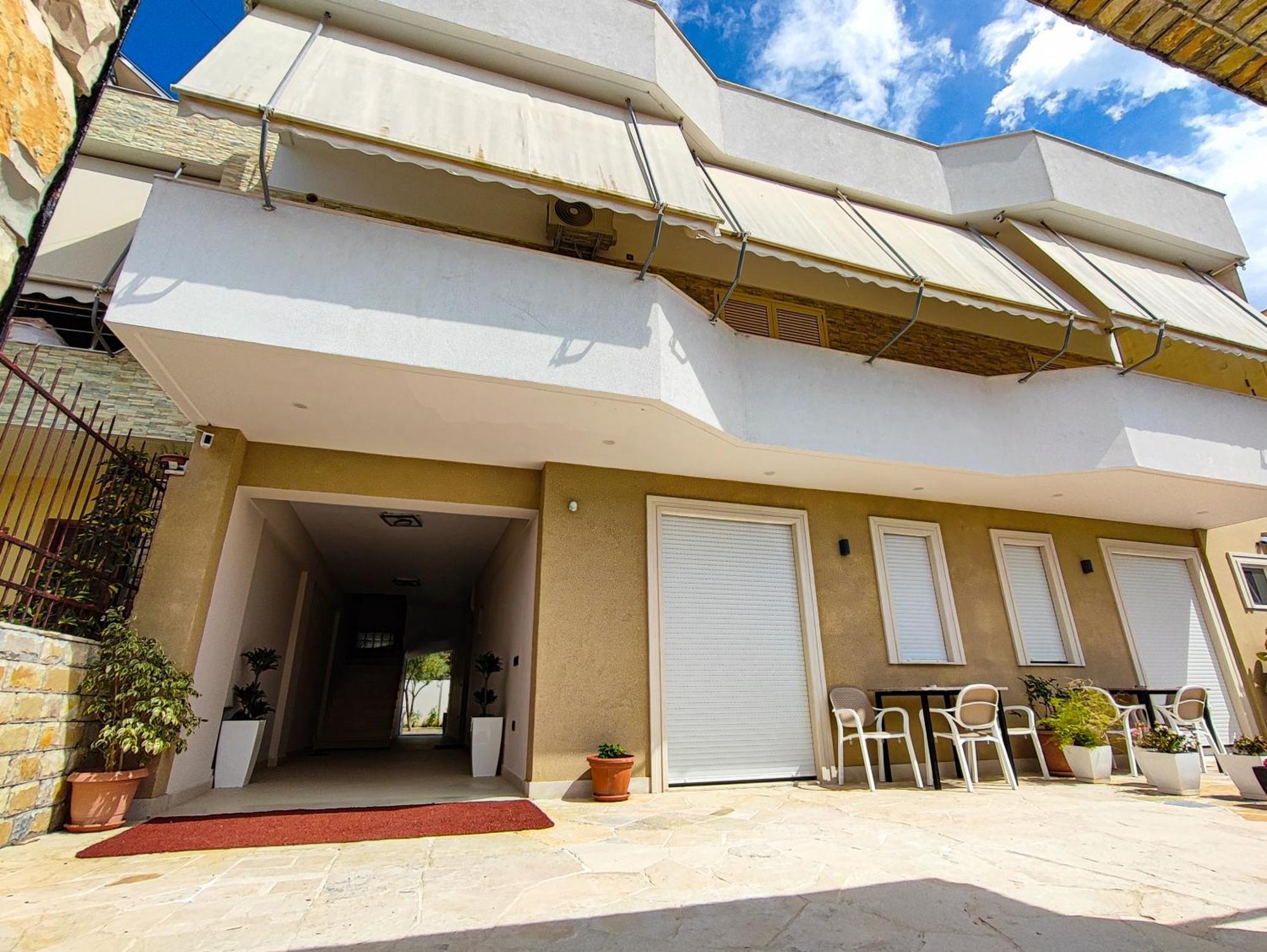 Comfort Villa Влёра Экстерьер фото