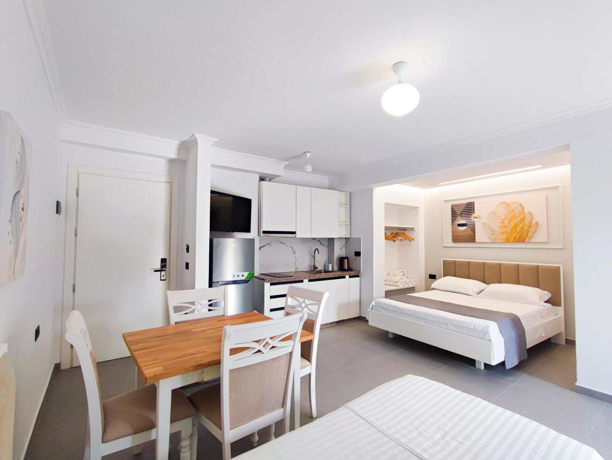 Comfort Villa Влёра Экстерьер фото